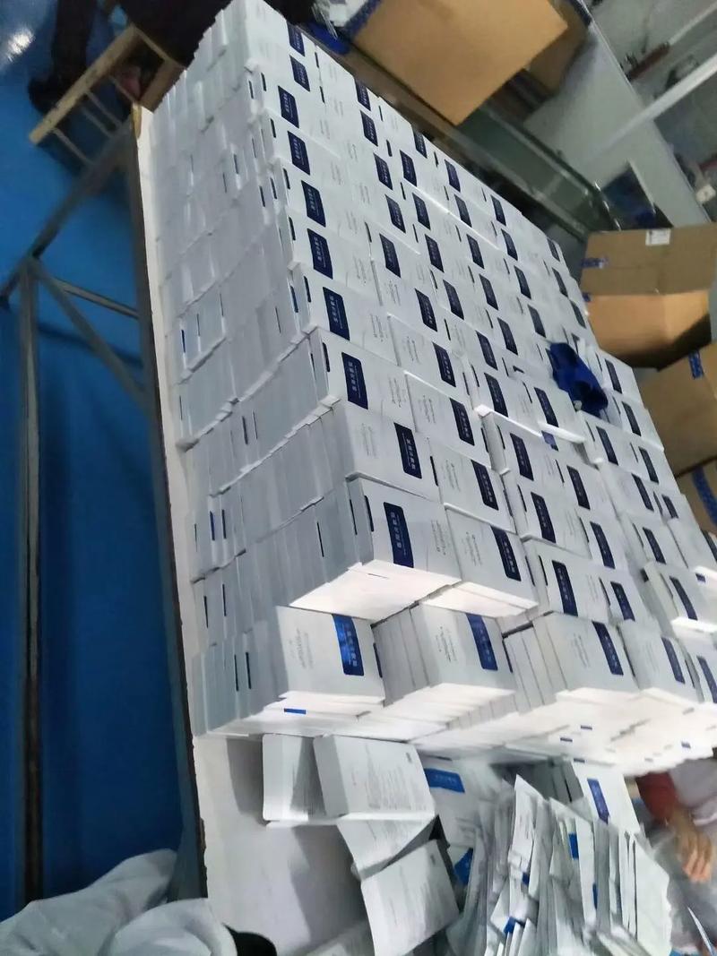 廠家的傻兒子出來接單了 一場面膜護膚的抖音奇遇